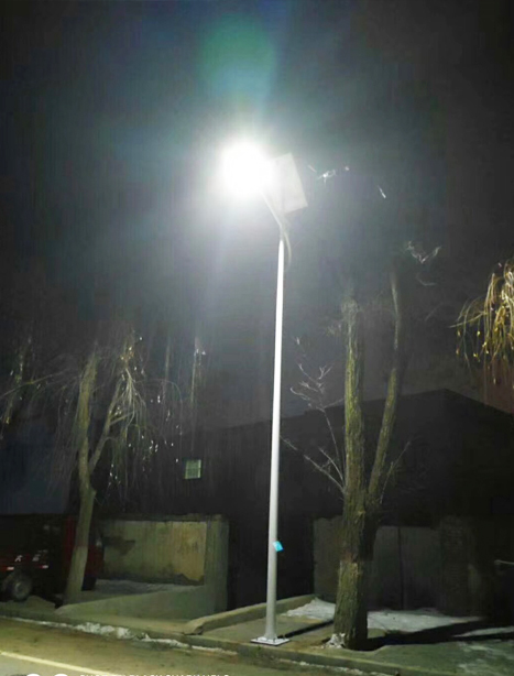 积石山县迭部太阳能路灯项目