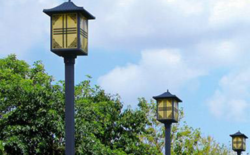 迭部庭院灯安装间距与布灯设计全解析
